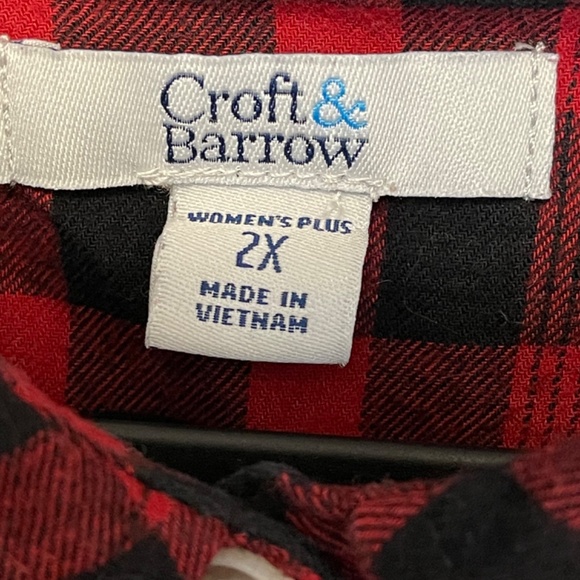 Buffalo plaid button down - Picture 3 of 5